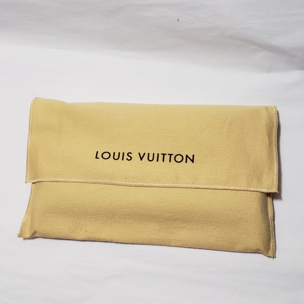 Christmas SALE Auth. Great Condition Louis Vuitton Emilie Fuschia Long Wallet - Picture 3 of 10
